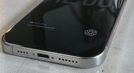 Good
													Apple iPhone 16 Pro Max - Unlocked, White, 1 TB, A3084, photo 2 of 6