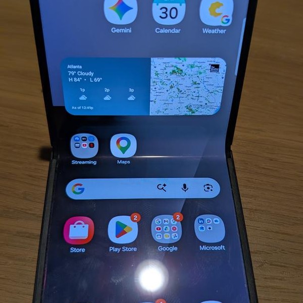 Samsung Galaxy Z Flip7 - Unlocked, 256 GB, Jet Black, 12 GB, SM-F766U1