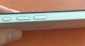 Mint
													Apple iPhone 16 - Unlocked, White, 128 GB, A3081, photo 4 of 6