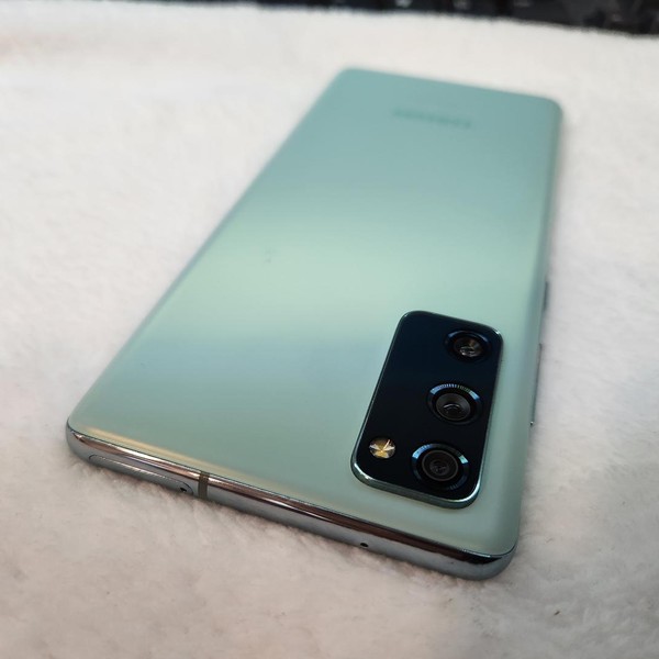Samsung Galaxy S20 FE 5G - AT&T, 128 GB, Cloud Mint, 6 GB, SM-G781U