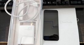 Fair
													Xiaomi 13 - Unlocked Non-US, Black, 256 GB, 12 GB, photo 4 of 11