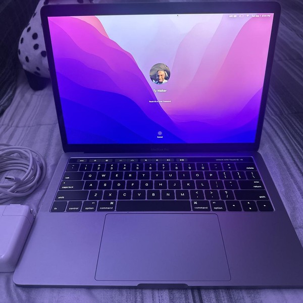 MacBook Pro 2016 (With Touch Bar) - 13 inch - 1 TB, Gray, 8 GB