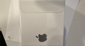 New
													Apple AirPods Pro 2 - USB-C, photo 3 of 3