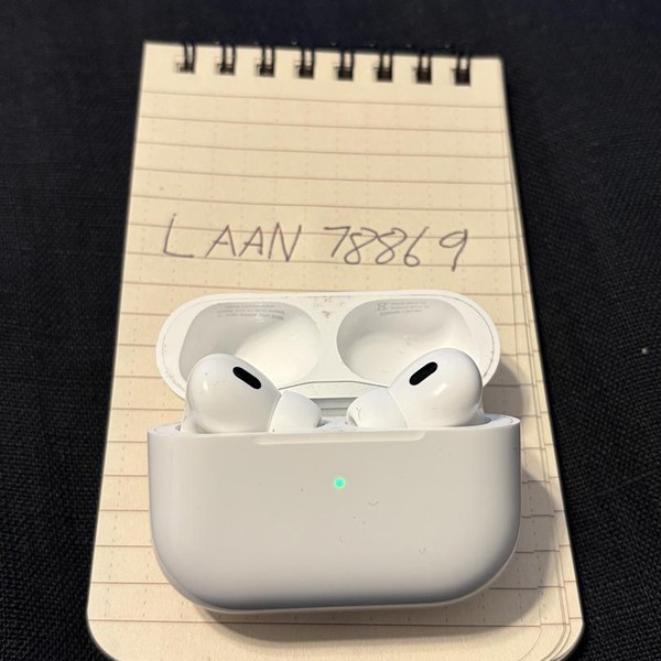Apple AirPods Pro 2 - USB-C