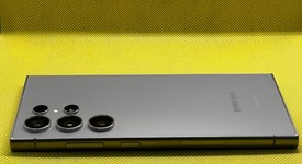 Good
													Samsung Galaxy S24 Ultra - Unlocked, Gray, 256 GB, 12 GB, SM-S928U1, photo 3 of 5