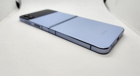 Mint
													Samsung Galaxy Z Flip4 5G - Unlocked, Blue, 256 GB, 8 GB, SM-F721U1, photo 5 of 7