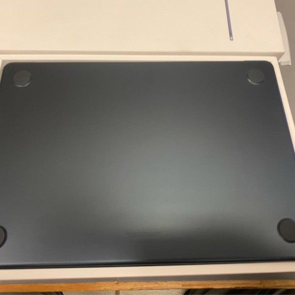MacBook Air 2025 (M4) - 13 inch - 256 GB, Midnight, 16 GB, Apple M4