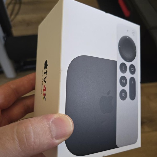 Apple TV 4k 3rd Gen (2022) - 128 GB, Wi-Fi + Plus Ethernet