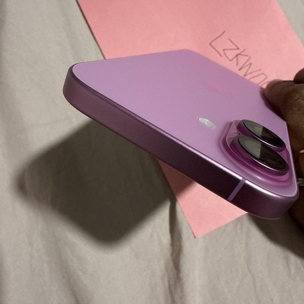 Apple iPhone 16 - Unlocked, 256 GB, Pink, A3081