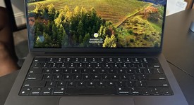 Mint
													MacBook Pro Late 2023 (M3) - 14" - Apple M3 Pro 11-core, Black, 512 GB, 18 GB, 14-core GPU, photo 1 of 9