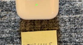 Used
													Apple AirPods Pro 2 - Lightning, photo 3 of 9