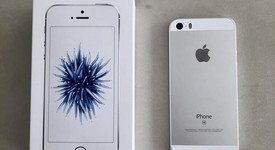 Mint
													Apple iPhone SE 1st Gen 2016 - Verizon, Silver, 32 GB, A1662, photo 3 of 7