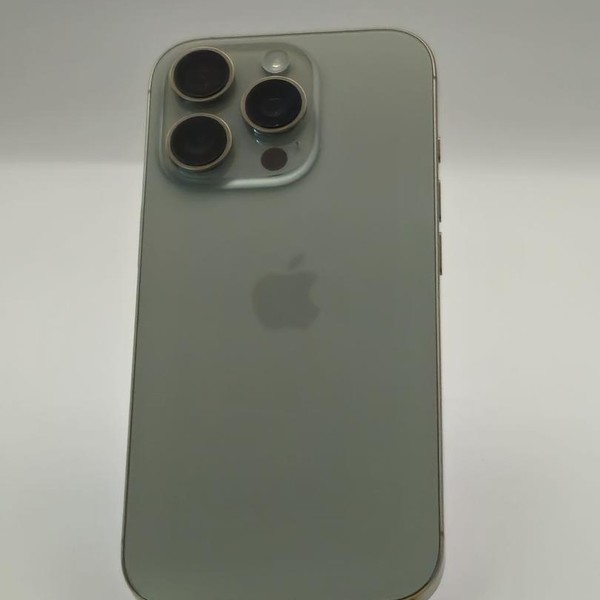 Apple iPhone 16 Pro - Unlocked, 256 GB, Natural, A3083