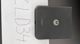 Mint
													Motorola Razr (2024) - Unlocked, Gray, 256 GB, 8 GB, photo 5 of 7