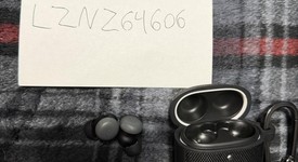 Used
													Google Pixel Buds Pro 2 - Hazel, photo 2 of 7