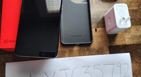 Mint
													OnePlus 11 - Unlocked, Green, 256 GB, 16 GB, CPH2451, photo 1 of 6