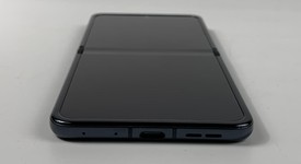 Good
													Motorola Razr Plus (2024) - Unlocked, Navy Blue, 256 GB, 12 GB, photo 5 of 7