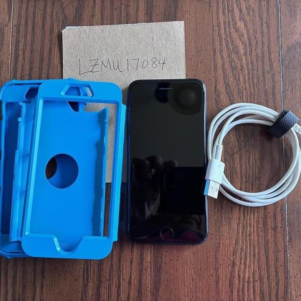 Apple iPhone SE 3rd Gen 2022 - Unlocked, 128 GB, Midnight, A2595