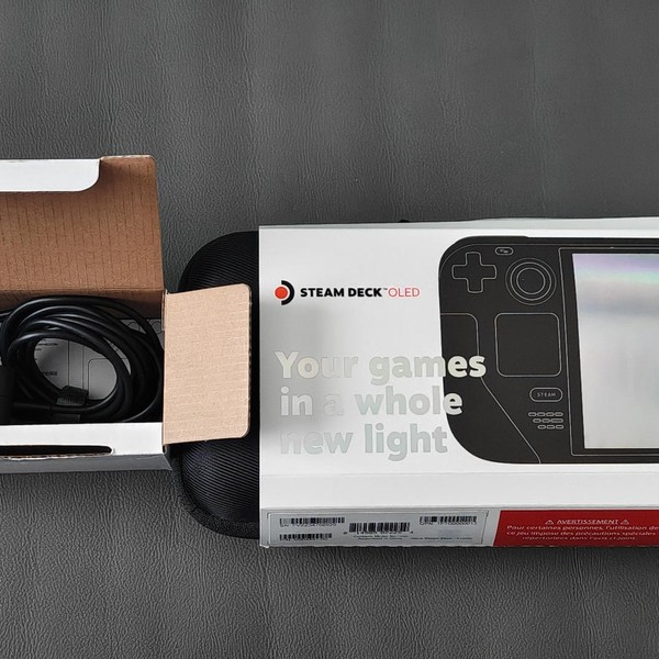 Steam Deck OLED - 512 GB, Black, 16 GB, AMD