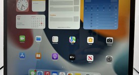 Good
													Apple iPad Pro 12.9" 4th Gen 2020 - Unlocked, Gray, 256 GB, A2069, photo 1 of 6