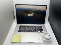 MacBook Pro 2019 - 16"