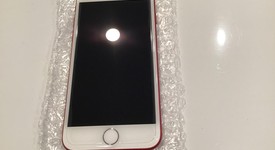 Mint
													Apple iPhone 7 - Verizon, Red, 128 GB, A1660, photo 3 of 6