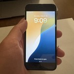 Good Apple iPhone SE 3rd Gen 2022 - Unlocked, 64 GB, Starlight, A2595