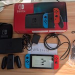 Good Nintendo Switch - 32 GB, Red & Blue
