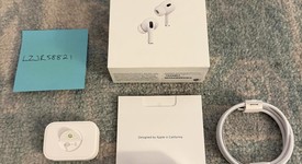 Used
													Apple AirPods Pro 2nd Gen - USB-C, photo 2 of 7