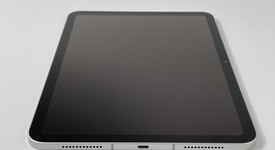 Mint
													Apple iPad 11th Gen - Unlocked, Silver, 128 GB, A3355, photo 4 of 6