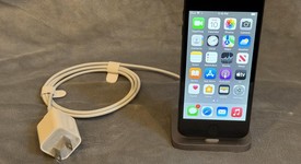 Mint
													Apple iPod Touch 7th Gen - Wi-Fi, Gray, 32 GB, photo 2 of 13