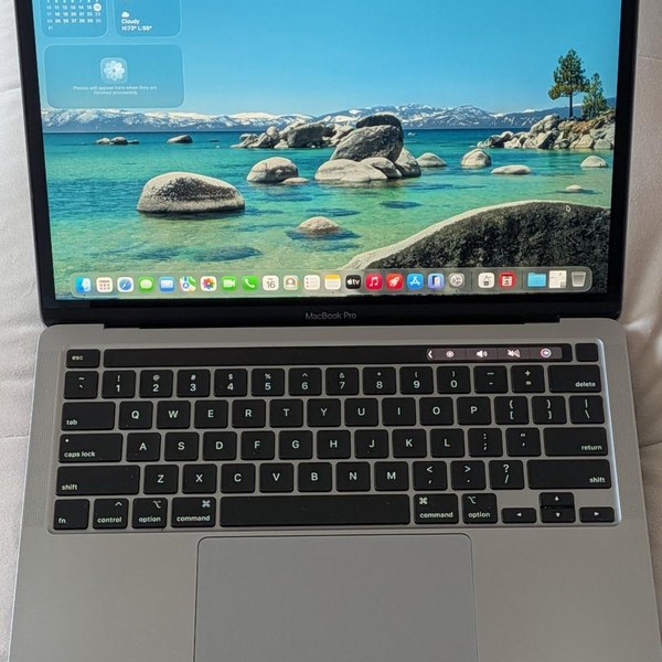 MacBook Pro 2020 - 13 inch - 512 GB, Gray, 16 GB, Intel Core i5