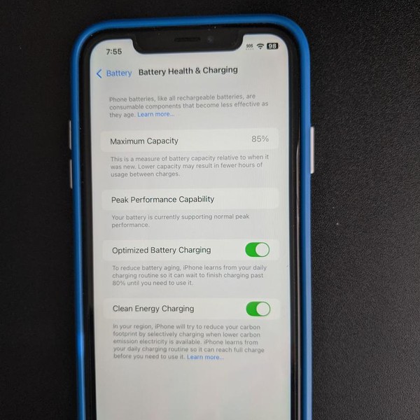 Apple iPhone Xr - Unlocked, 128 GB, Red, A1984