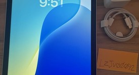 Mint
													Apple iPad 11th Gen - Wi-Fi, Silver, 128 GB, A3354, photo 1 of 6