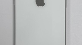 Good
													Apple iPhone Xr - Unlocked, White, 64 GB, A1984, photo 3 of 6