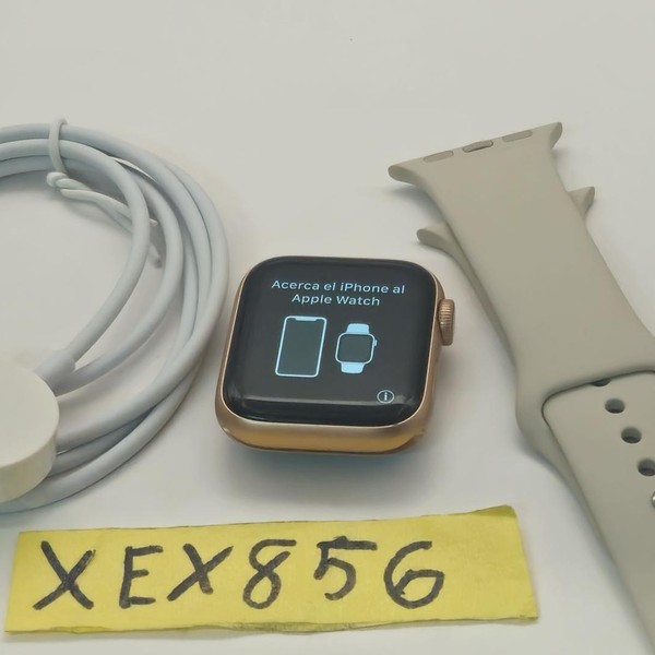 Apple Watch Series 5 40mm - Unlocked, Gold, A2094 Cellular, Aluminum