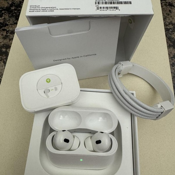 Apple AirPods Pro 2 - USB-C