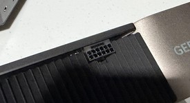 Used
													Nvidia GeForce RTX 4090 Founders Edition - 900-1G136-2530-000, photo 4 of 4