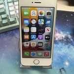 Good Apple iPhone SE 1st Gen 2016 - Straight Talk, 32 GB, Silver, A1662