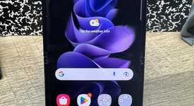 Good
													Samsung Galaxy Z Flip3 5G - Unlocked, Black, 256 GB, 8 GB, SM-F711U1, photo 2 of 11