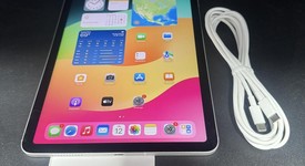 Good
													Apple iPad Air 4th Gen - Unlocked, Silver, 64 GB, A2324, photo 1 of 8