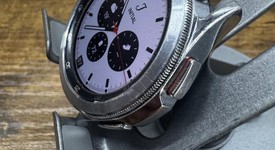 Good
													Samsung Galaxy Watch4 Classic - Unlocked, Silver, 42mm, photo 2 of 6