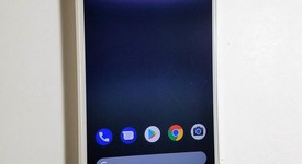Good
													Google Pixel - Unlocked, Silver, 32 GB, 4 GB, Google Edition, photo 2 of 4