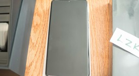 Mint
													Vivo X200 Ultra - Unlocked Non-US, Black, 1 TB, 16 GB, photo 2 of 10