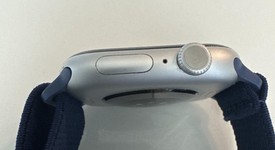 Good
													Apple Watch Series 10 46mm - Silver, A2999 - GPS, Aluminum, photo 3 of 6