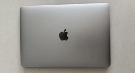 Good
													MacBook Pro 2017 (No Touch Bar) - 13" - I5, Gray, 256 GB, 8 GB, photo 3 of 9