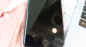 Good
													Apple iPhone SE 3rd Gen 2022 - Verizon, Midnight, 64 GB, A2595, photo 2 of 6
