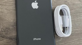 Good
													Apple iPhone Xr - Unlocked, Black, 64 GB, A1984, photo 4 of 8