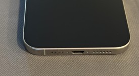 Mint
													Apple iPhone 15 Pro Max - AT&T, Natural, 512 GB, A2849, photo 3 of 6