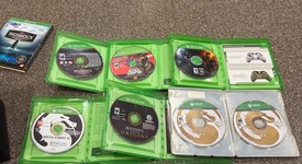 Good
													Xbox Series X (2020) - Black, 1 TB, standard, photo 4 of 5